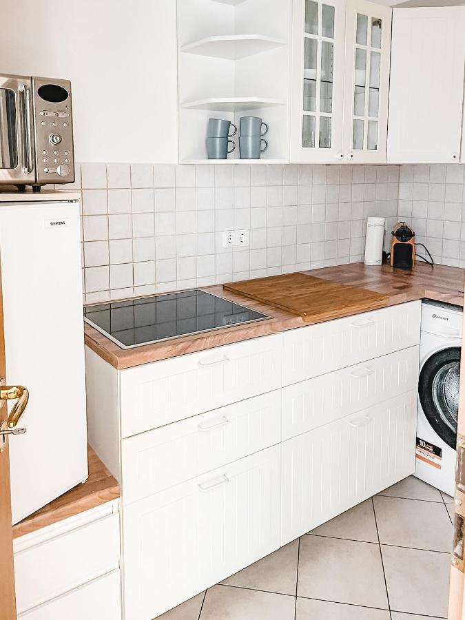 Schoene Wohnung, Eigene Terrasse, Privater Parkplatz, Wi-Fi, Waschmaschine, 3P Chemnitz Exteriör bild
