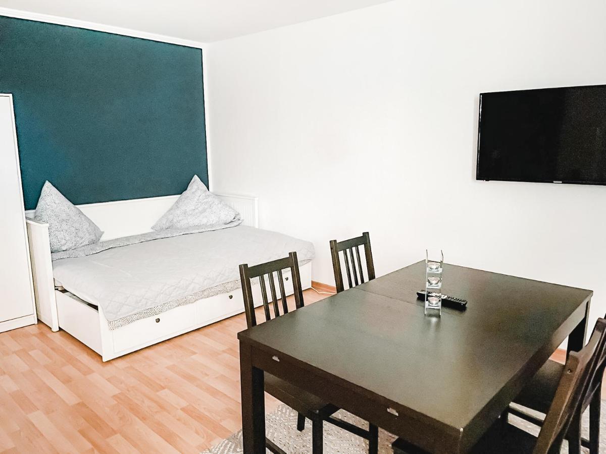 Schoene Wohnung, Eigene Terrasse, Privater Parkplatz, Wi-Fi, Waschmaschine, 3P Chemnitz Exteriör bild